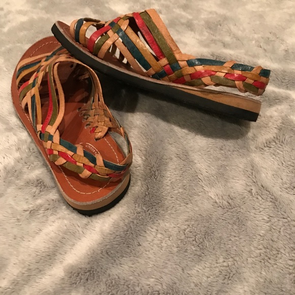 girls huarache sandals